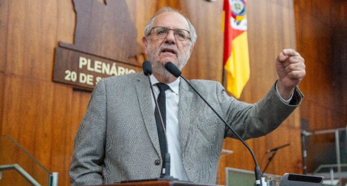 Deputado Rossetto critica orçamento de Eduardo Leite para 2026