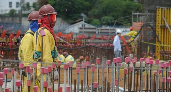 Índice que corrige salários, INPC acumula 5,05% em 12 meses