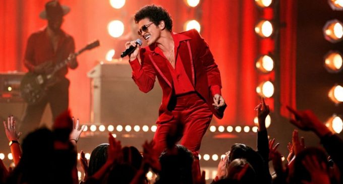O dia que Bruno Mars Faz 40 anos e Beyoncé Lança “Single Ladies”