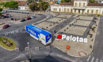 Carreta da Saúde já está em Pelotas para reforçar o Outubro Rosa