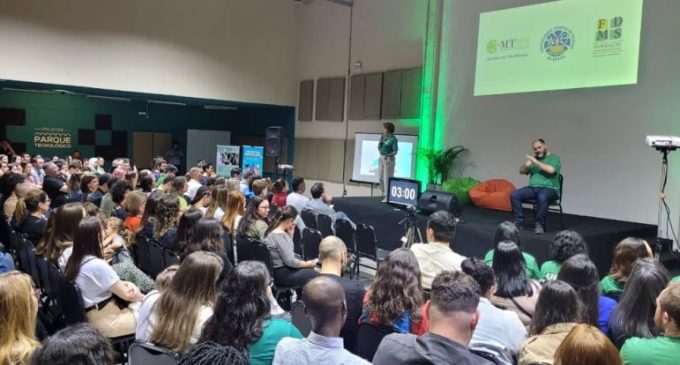 “Sua Tese em Três Minutos” propõe exercício de comunicação científica na UFPel