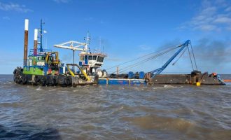 Dragagem de manutenção de canais estratégicos avança com frentes ativas no Guaíba e litoral sul