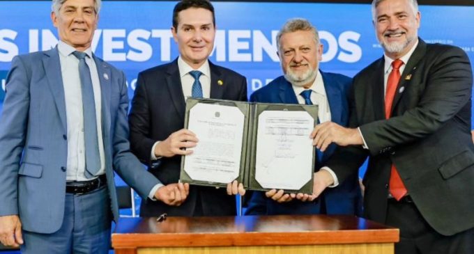 Prefeito oficializa recursos do PAC para drenagem no Areal Fundos