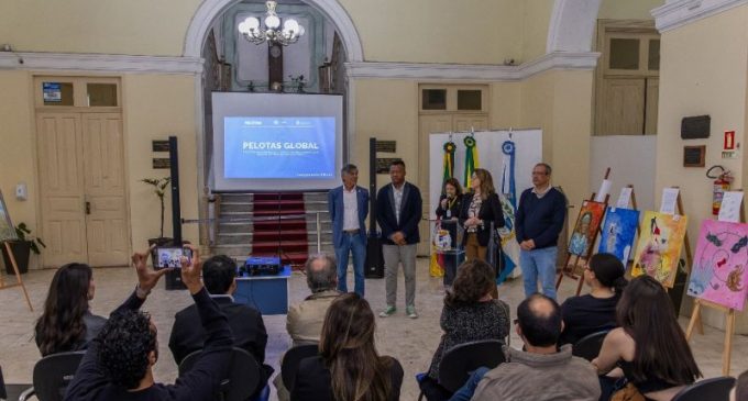 Pelotas sela parceria rumo à internacionalização