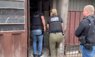 Polícia prende grupo criminoso que aplicava golpes em vítimas de Pelotas