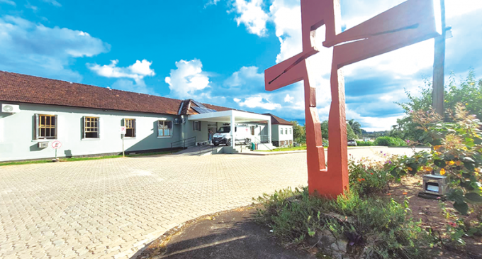 Morro Redondo: médicos do Hospital Dr. Ernesto Maurício Arndt votam por restrição de atendimento de fichas verdes e azuis