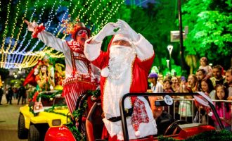 Chegada do Papai Noel na próxima segunda (15) marca a abertura oficial do Pelotas Doce Natal