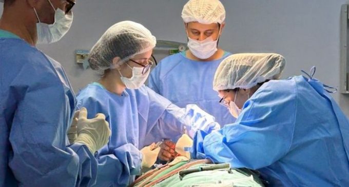 HE-UFPel realiza cirurgia de alta complexidade planejada com softwares livres