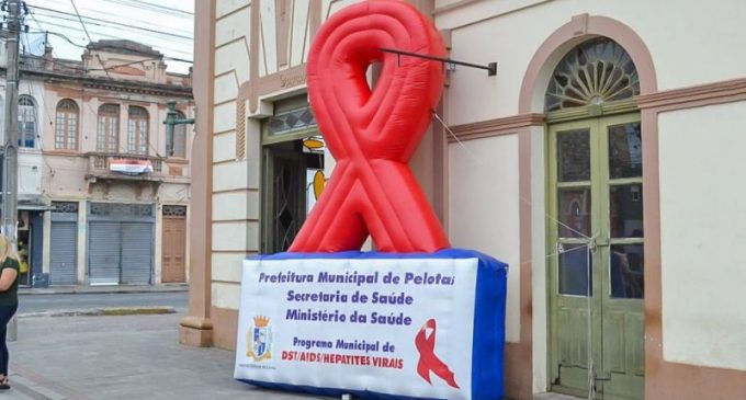Dezembro Vermelho começa com atividades de prevenção ao HIV e Aids