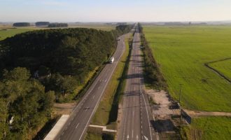 Duplicação da BR-116 avança com construção de viadutos e pavimentação