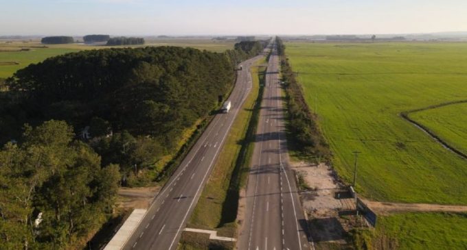 Duplicação da BR-116 avança com construção de viadutos e pavimentação