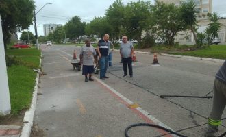 Prefeitura realiza manutenção preventiva no asfalto da avenida JK