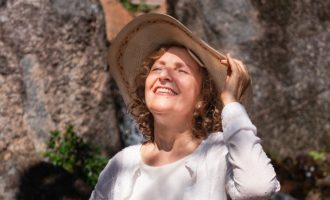 Aapecan reforça cuidados com a pele  na Campanha Verão Laranja