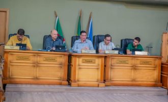 Vereadores cobram esclarecimentos do secretário de obras em audiência na Câmara