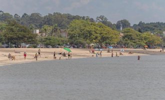 Balneabilidade: saiba como são feitas as análises no Laranjal