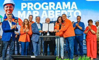 Investimentos em logística e construção naval marcam agenda presidencial no Porto do Rio Grande