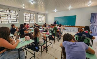 Prefeitura encaminha projeto e Câmara aprova contratação de monitores escolares