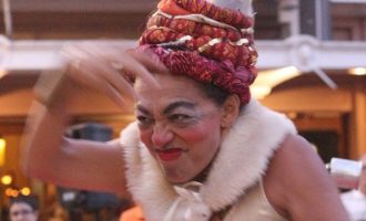 Espetáculo “A Mulher Festa” será apresentado nesta sexta na Casa Dois