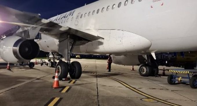 Avião da LATAM aborta decolagem no Aeroporto de Pelotas após falha técnica