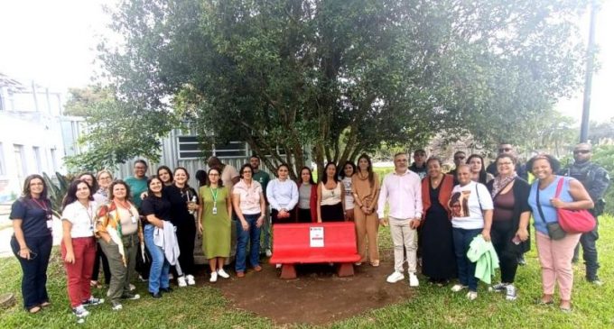 Banco Vermelho é inaugurado no Parque da Baronesa