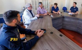 Prefeitos se reúnem para alinhar ações por conta do fim do pedágio nas rodovias da região