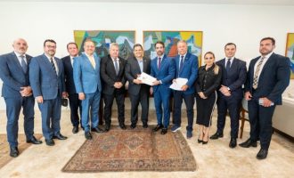 Alcolumbre pautará discussão do PL da Securitização no Colégio de Líderes após reunião com Hamm e lideranças do agro