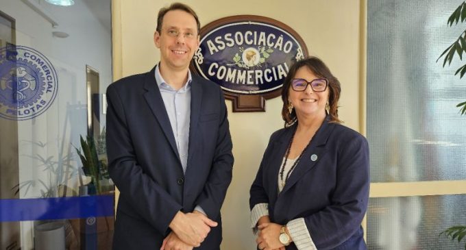 Elisa Gioielli é a nova presidente da ACP