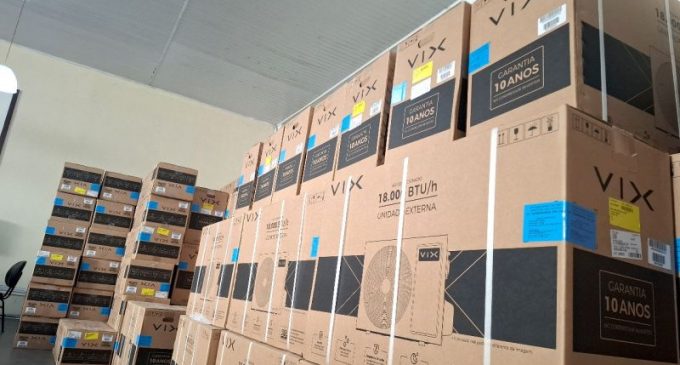 Escolas da rede municipal de Pelotas recebem aparelhos de ar condicionado