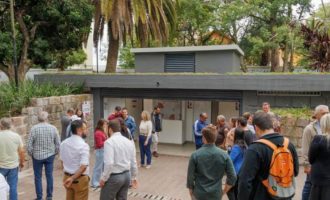 Banheiro da praça Coronel Pedro Osório está disponível à população