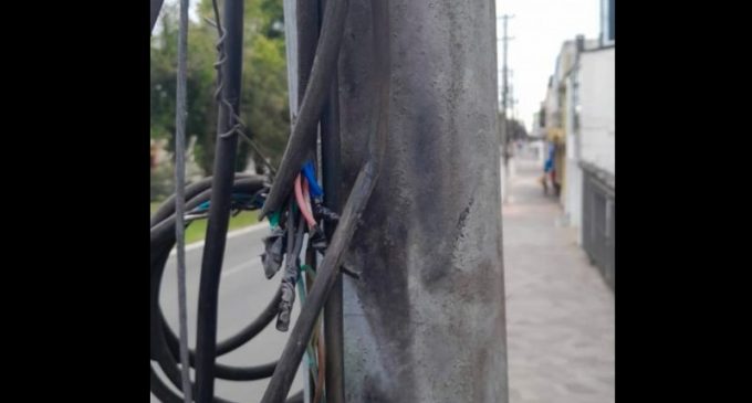 Tentativa de furto de cabos danifica controladora de semáforos da Av. Bento Gonçalves