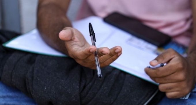 Prazo para pedir isenção da taxa de inscrição no Enem começa no dia 13