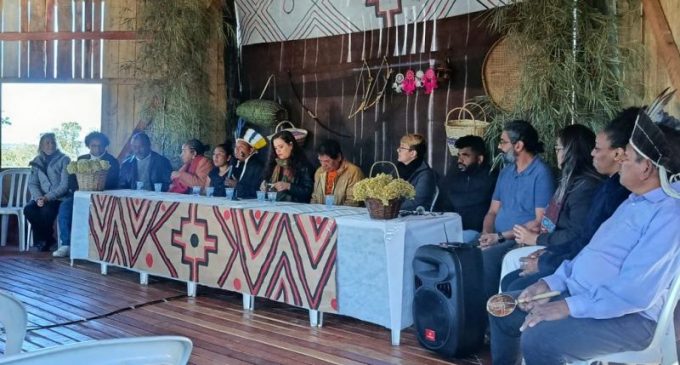 Estudantes da rede municipal visitam aldeia Kaingang