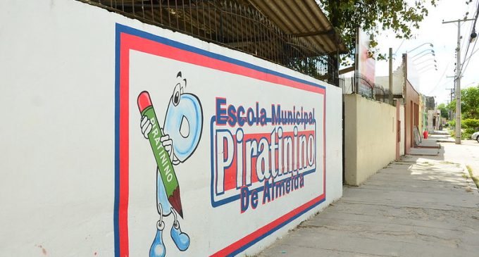 Escola Piratinino de Almeida celebra 100 anos de fundação