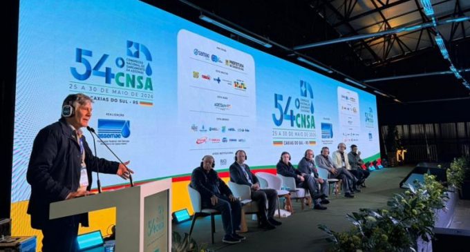 Marroni defende gestão pública eficiente em congresso nacional de saneamento