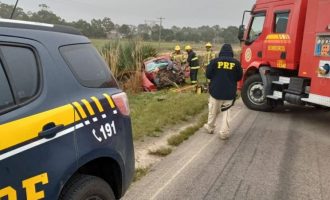 Motorista morre ao bater de frente com caminhão em Santa Vitória do Palmar