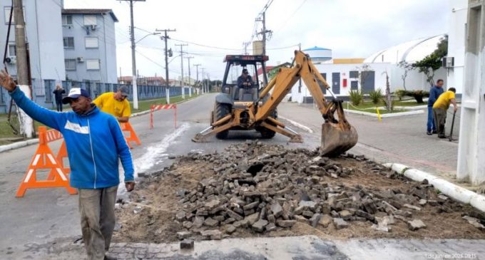 Secretaria de Obras recupera trecho da Ulysses Guimarães