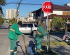 Placa de ‘PARE’ é recolocada em esquina do bairro Areal após série de acidentes