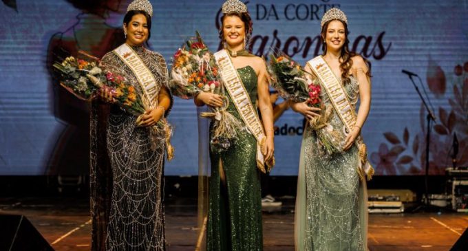 Baronesas da Fenadoce 2027 são definidas em desfile no Centro de Eventos