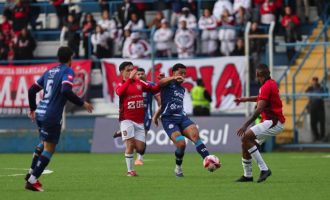 Brasil sai atrás na decisão da Copa FGF após derrota para o Gramadense