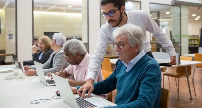 Curso do UniSenac – Pelotas fortalece a inclusão digital da terceira idade