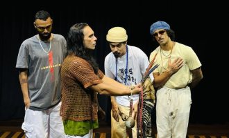Sonora Brasil traz a Pelotas show gratuito do coletivo baiano Cabokaji, destaque da música afro-indígena contemporânea