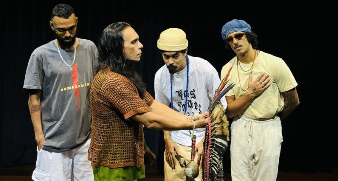 Sonora Brasil traz a Pelotas show gratuito do coletivo baiano Cabokaji, destaque da música afro-indígena contemporânea