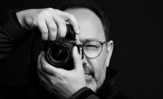 Espaço Daniel Bellora recebe exposição inédita de fotógrafo pelotense com trajetória internacional