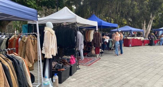 Suspensão temporária do edital da Feira da Praça assegura avaliação de propostas dos feirantes