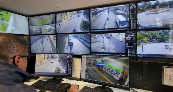 Videomonitoramento passa a apoiar fiscalização de trânsito em Pelotas
