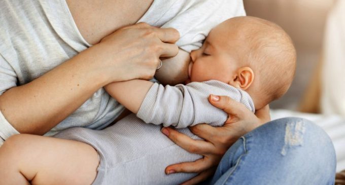 HE-UFPel reforça ações de promoção ao aleitamento materno no Agosto Dourado