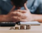 Inadimplência atinge 83,9 milhões de pessoas e quitar dívidas é prioridade para brasileiros no segundo semestre