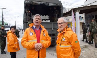 Prefeitura distribui telhas na Guabiroba e no Dunas neste sábado (8)