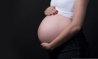 Gravidez reduz oportunidades e autonomia de meninas, mostra pesquisa