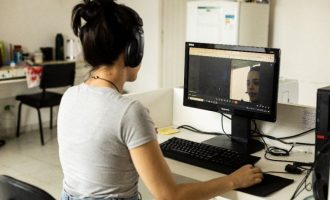 Telessaúde conta com duas linhas de atendimento para a população
